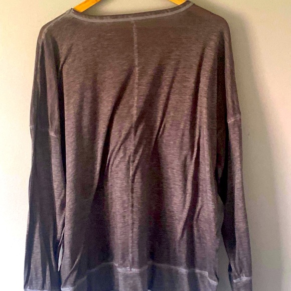 Maurice’s Brown Sunflower Long Sleeve Tee - Picture 1 of 4